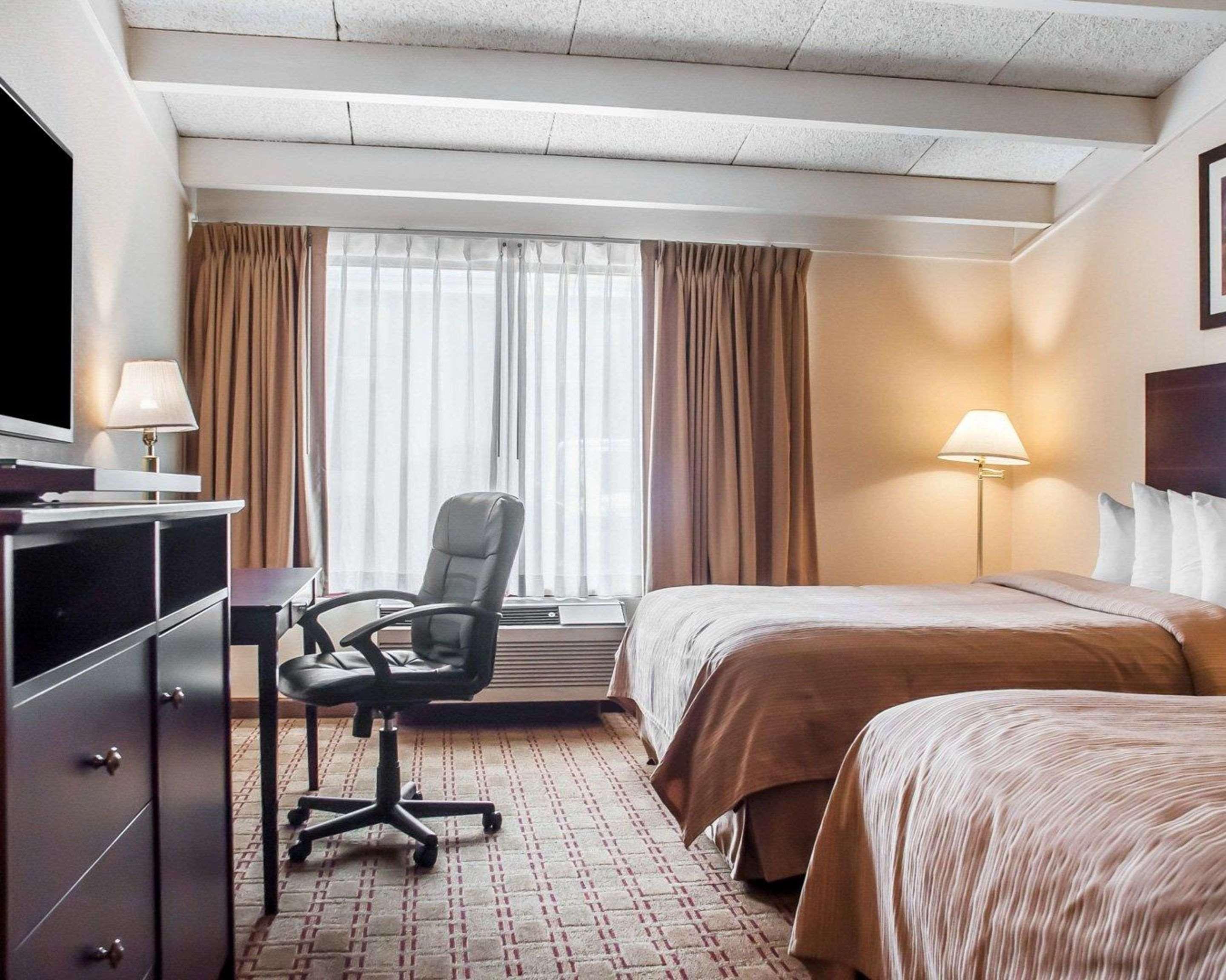 Quality Inn Airport Cheektowaga Exteriör bild