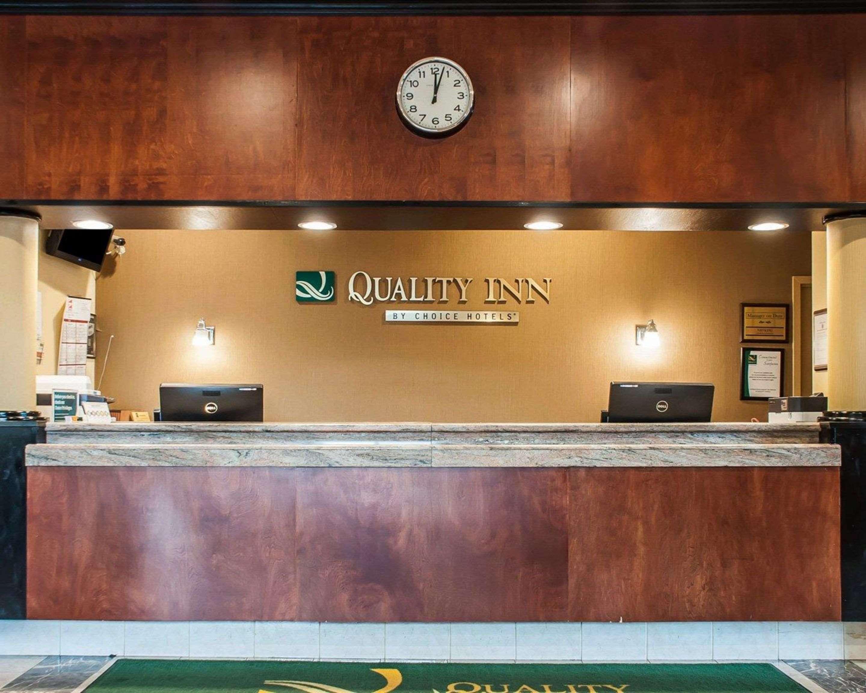 Quality Inn Airport Cheektowaga Exteriör bild