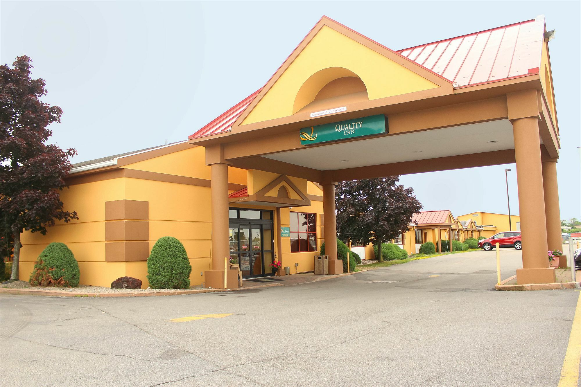 Quality Inn Airport Cheektowaga Exteriör bild